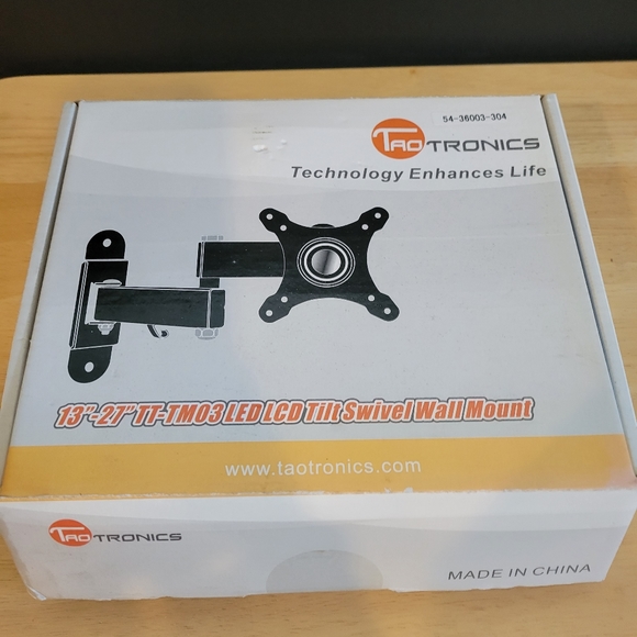 13" -27" Tilt Swivel Wall Mount New in Box - Picture 1 of 4